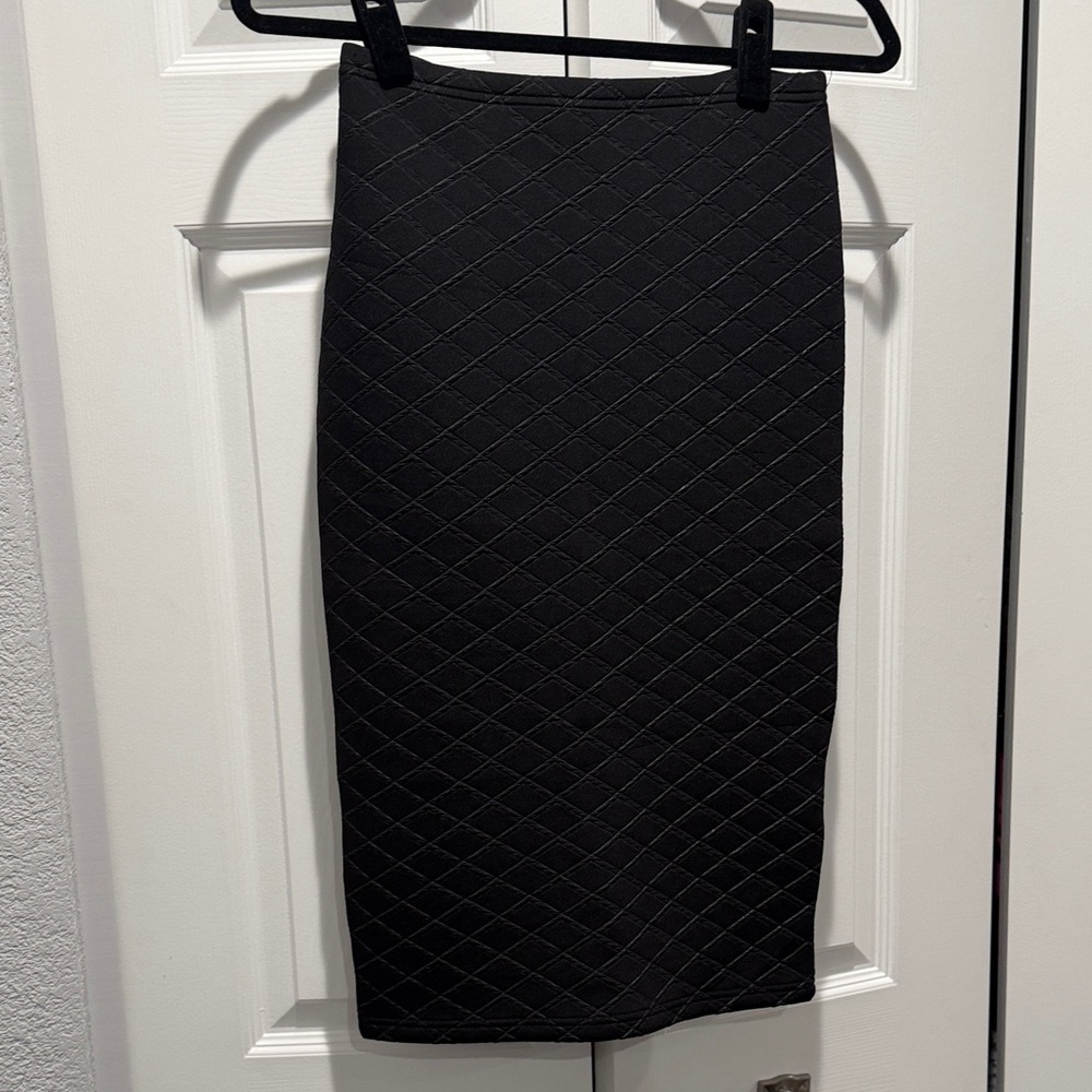 Elegant Black Quilted Skirt